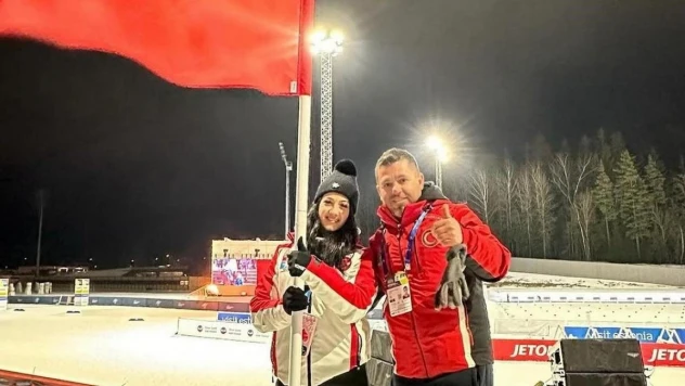 Niğdeli Milli Kayakçı Ebru Tuncer, Türk Bayrağını Estonya'da dalgalandırıyor