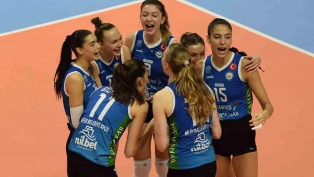 Nilüfer'in sultanları CEV Challenge Cup'ta çeyrek finale yükseldi