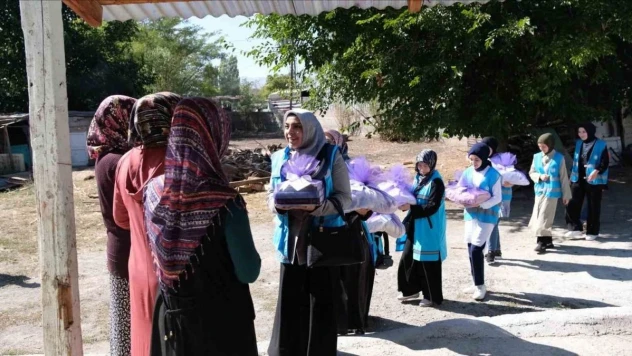 Nişanlı kıza çeyiz sürprizi