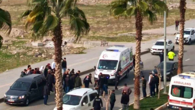 Nusaybin'de motosiklet sürücüsü 13 yaşındaki çocuğa çarptı: 2 yaralı