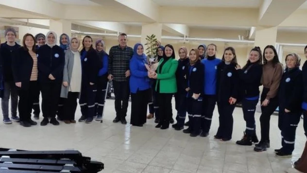 O ilçe işsizlik sorununu çözdü