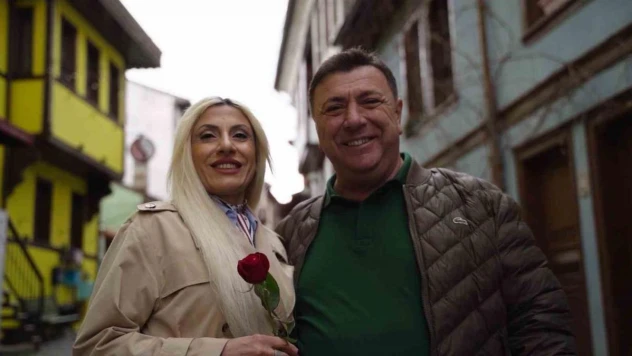 Odunpazarı Belediye Başkan Adayı Özkan Alp'ten Dünya Kadınlar Günü mesajı