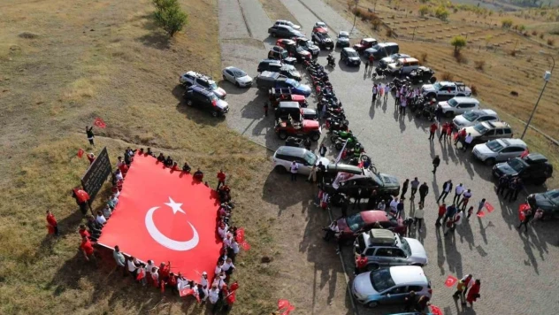 Off-road kulüpleri Cumhuriyetin 100. yıldönümü etkinliklerine renk kattı