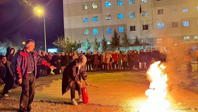Öğrenci yurdunda yangın ve afet eğitimi
