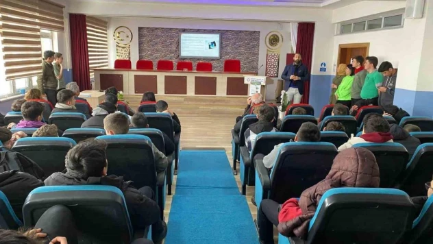 Öğrenciler enerji verimliliği konusunda bilgilendirildi
