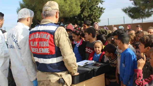 Öğrenciler, jandarma ekiplerini tanıdı