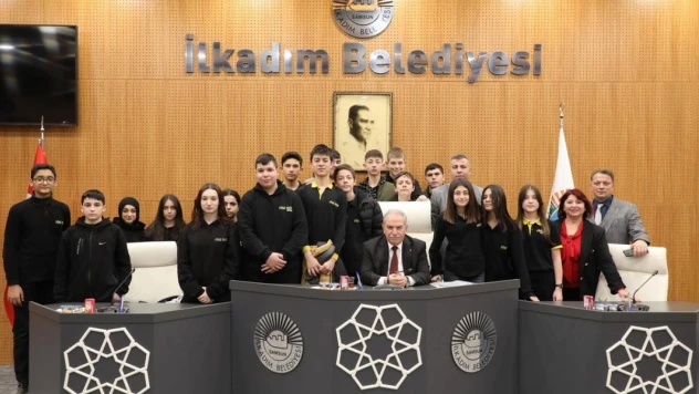 Öğrencilere başkan nasihati: 'İşinizin en iyisi olun'