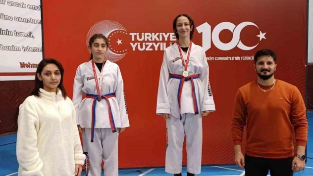 Oltulu sporcuların büyük başarısı