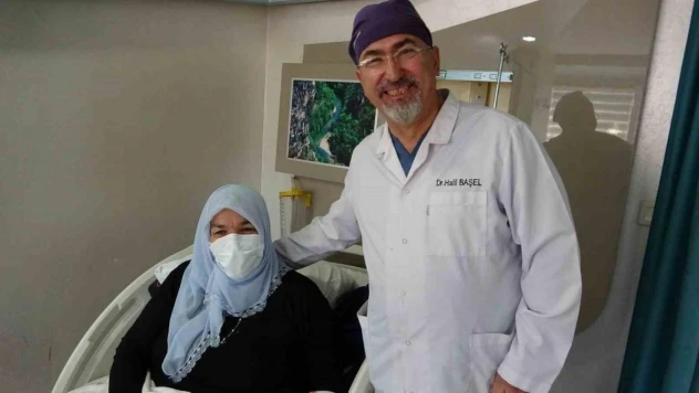 Ölüm riski olan 150'den fazla glomus tümörü hastasını sağlığına kavuşturdu