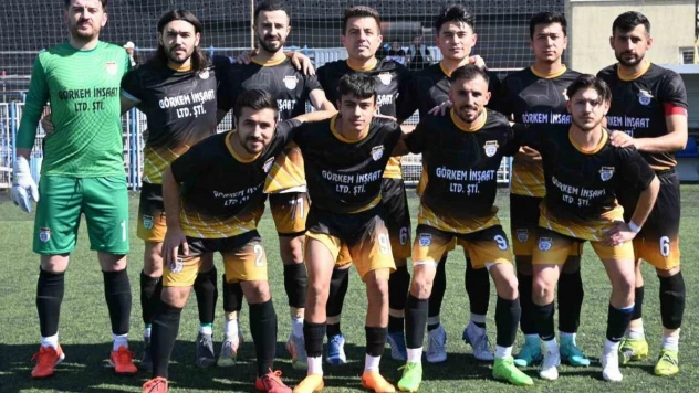 Ömürspor, ilk resmi maçını farklı kazandı