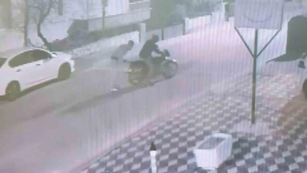 Önce elini yıkadı, sonra motosikleti çaldı