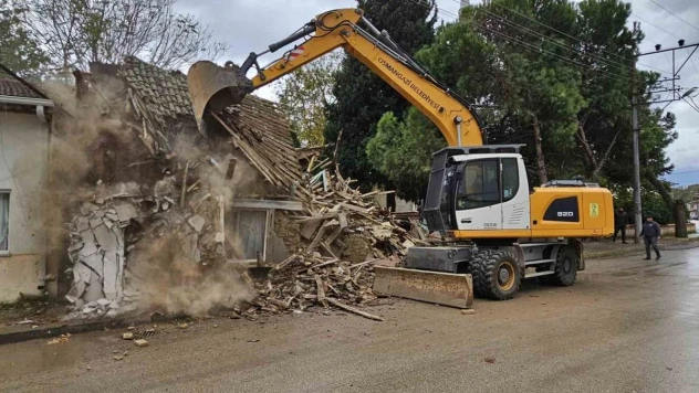 Osmangazi'den mahallelerin çehresini değiştiren yıkım
