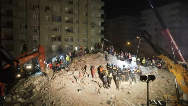 Osmaniye'de 132 kişiye mezar olan sitenin betonu standart dışı çıktı