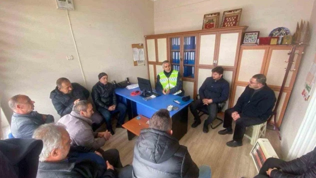 Otobüs ve minibüs şoförlerine bilgilendirme yapıldı