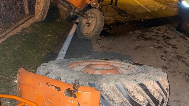 Otomobil ile traktör çarpıştı: 1 yaralı