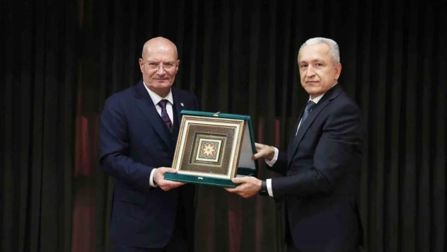 Özbek bankasından Türkiye'de model incelemesi