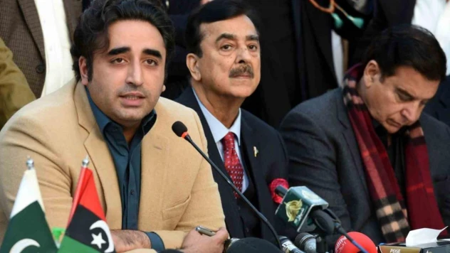 Pakistan Halk Partisi, başbakanlık için PML-N lideri Navaz Şerif'i destekleyecek