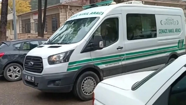 Park yeri tartışmasında bıçaklanan genç kurtarılamadı