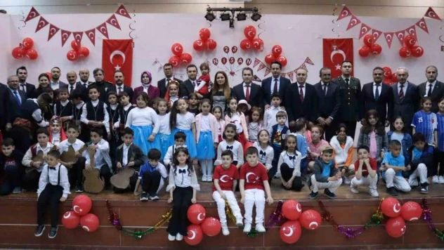 Pasinler'de 23 Nisan coşkuyla kutlandı