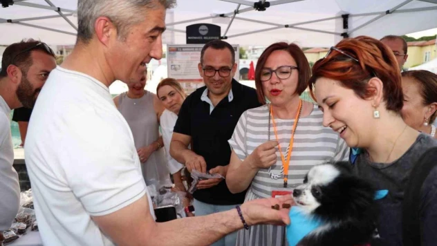 Patili dostlar Marmaris'te çok mutlu