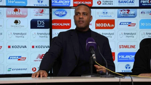 Patrick Kluivert: 'Bizler için üzücü bir sonuç oldu'