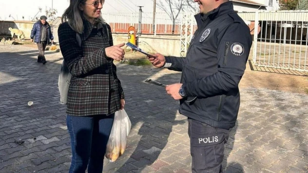 Pehlivanköy'de vatandaşlar KADES konusunda bilgilendirildi