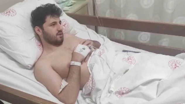 Pendik'te işe giden engelli genç ve babasına kurşun yağdırdılar