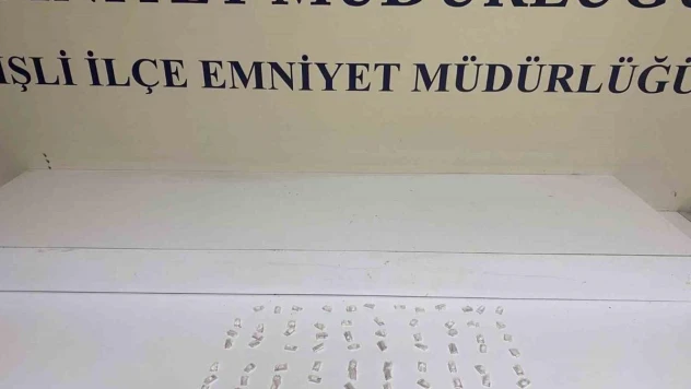 Polis ekipleri işçi kılığına girerek uyuşturucu satıcısını böyle yakaladı