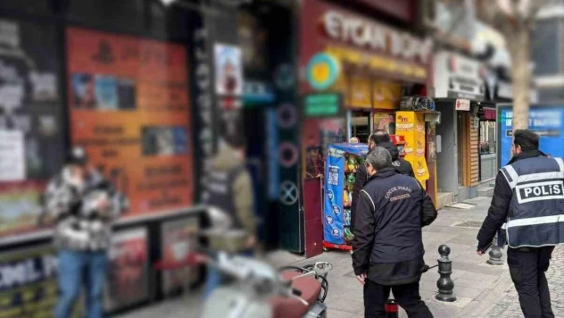 Polis ekiplerinden okul çevrelerinde denetim