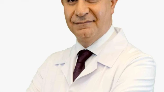 Prof. Dr. Aksoy, anjiyoda modern teknoloji hakkında bilgi verdi