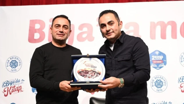 Psikolog Beyhan Budak, Biga Kitap Festivali'ndeydi