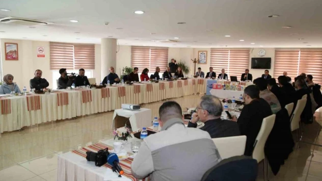 Rektör Şındak gazeteciler ile bir araya geldi