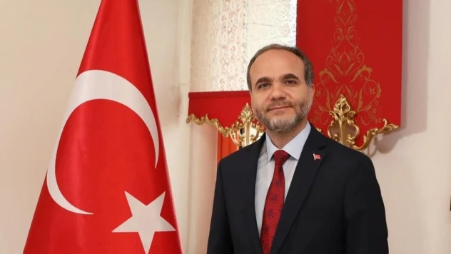 Rektör Uslu'dan 24 Kasım Öğretmenler Günü Mesajı