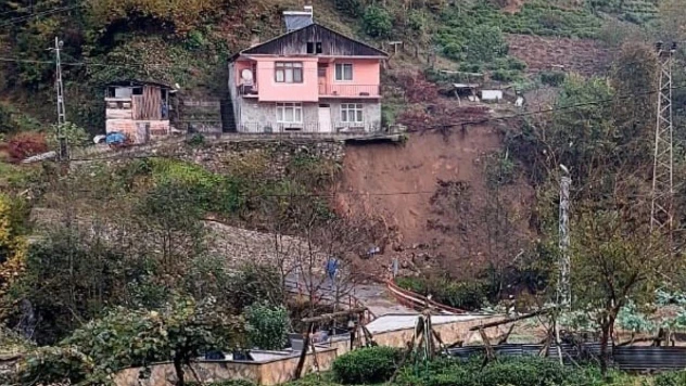 Rize'de heyelan
