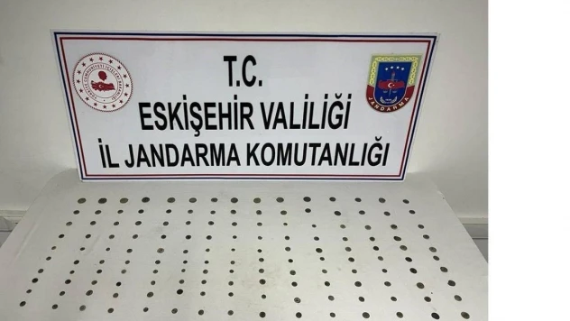 Roma dönemine ait 155 adet sikkeyi satmak isteyen şahıs yakalandı