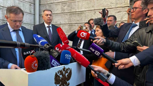 Rus heyeti, Ukrayna ihtilafını çözmeye odaklandıklarını söyledi