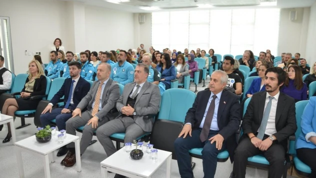 Sağlıkçılar sigarayı bıraktı