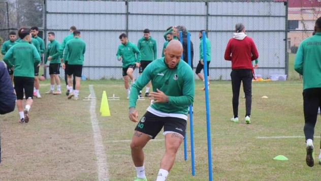 Sakaryaspor, Tuzlaspor müsabakasının hazırlıklarını sürdürdü