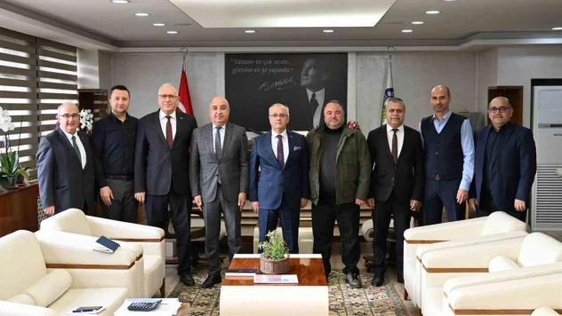 Salihli Belediyesi'nde en düşük işçi ücreti 25 bin lira oldu