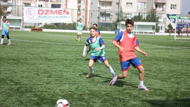 Şampiyon Çamlık, tur için Uşak'a gitti