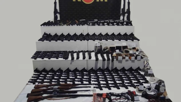 Samsun'da farklı suçlardan aranan 221 kişi yakalandı