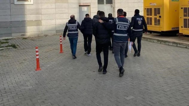 Samsun emniyeti 858 aranan şahsı yakaladı