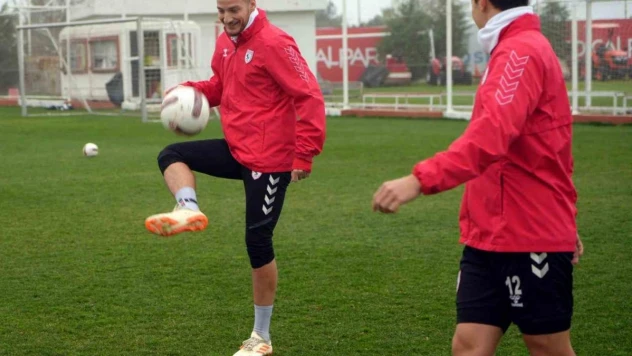 Samsunspor'un forveti Ercan Kara: 'Trabzonspor maçı bizim için önemli'