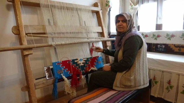 Sanatının son temsilcilerinden, 500 yıllık geleneği yaşatmaya çalışıyor