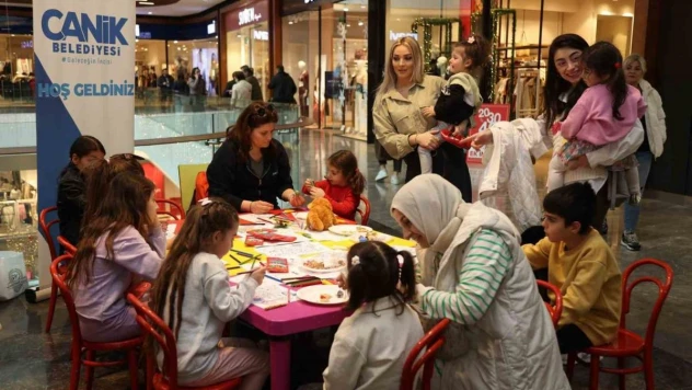 Sandıkçı: 'Glütensiz gıda kolilerimizi vatandaşlarımıza ulaştırıyoruz'