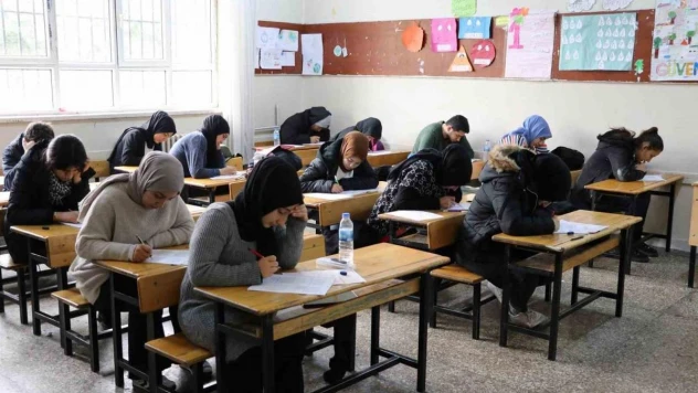 Şanlıurfa'da eğitim destekleriyle gençler üniversiteli oluyor