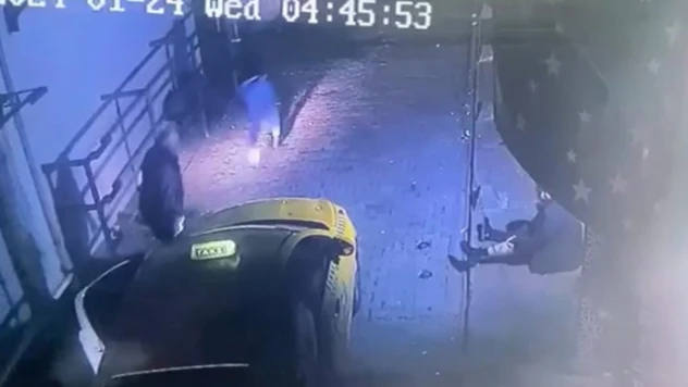 Sarıyer'de müzikhol önünde yaşanan silahlı saldırının en net görüntüleri kamerada: Saldırıda 'Mami' detayı dikkat çekti