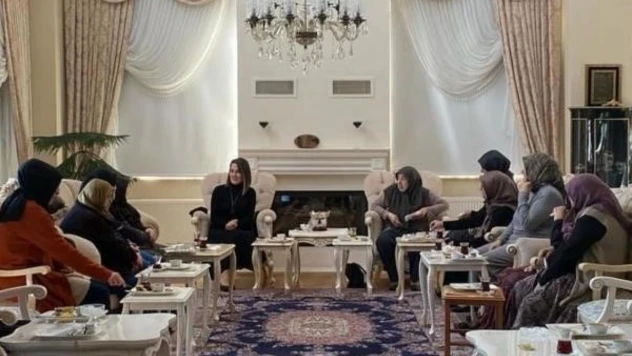 Şehit aileleri vali konağında ağırlandı