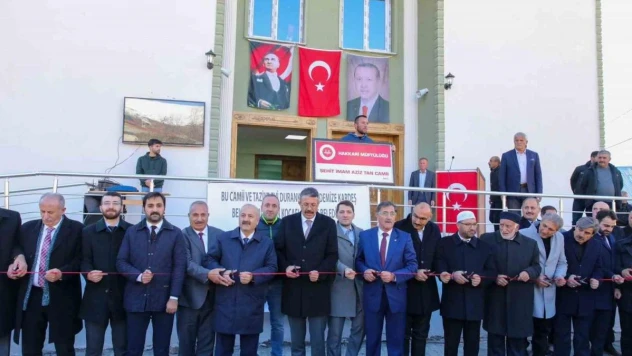 Şehit İmam Aziz Tan Camisi ibadete açıldı