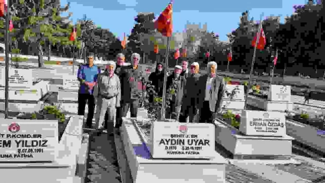 Şehit jandarma er kabri başında anıldı